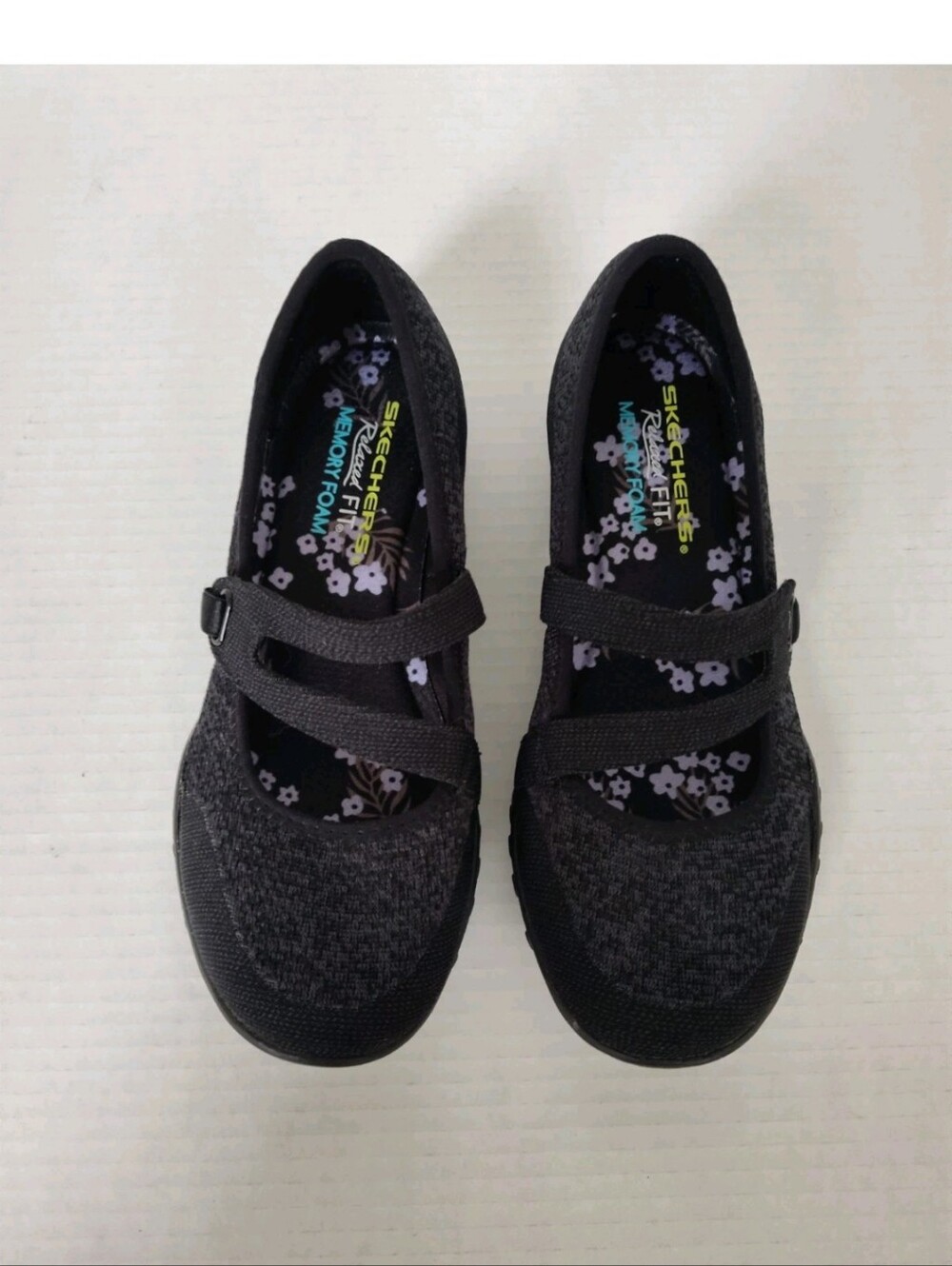 Skechers Black Mary Jane Breathe Easy Lucky Lady Walking Shoes Womens Size 5.5
